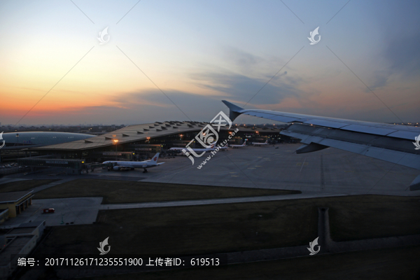 首都機(jī)場,飛機(jī)降落