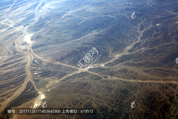 俯瞰山川,俯瞰大地