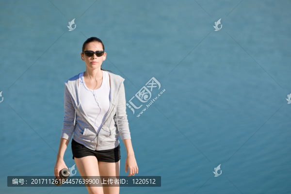 女人