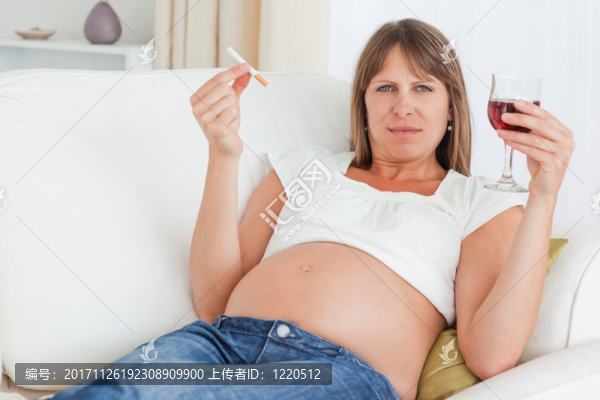女人