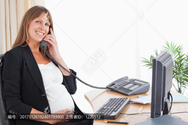 女人