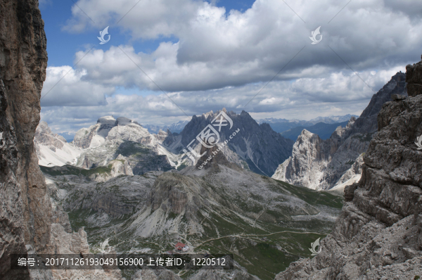山