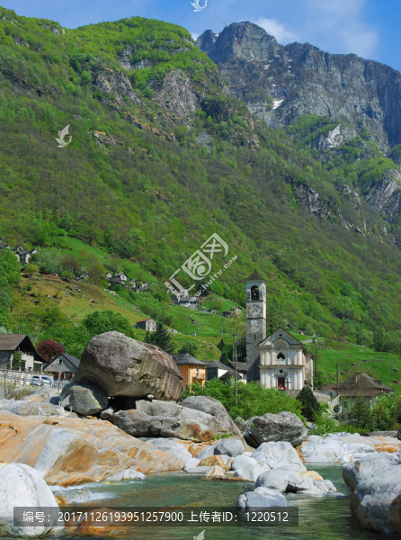 在提契諾州的lavertezzo,verzasca，靠近馬焦雷湖