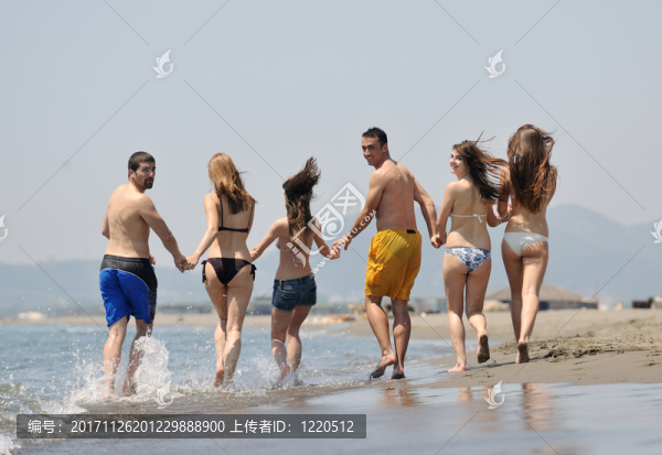 女人-匯圖網(wǎng) www.fosd68.com 女人