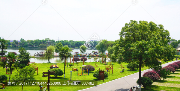 千龍湖景區(qū)