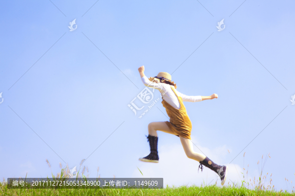 奔跑的女孩