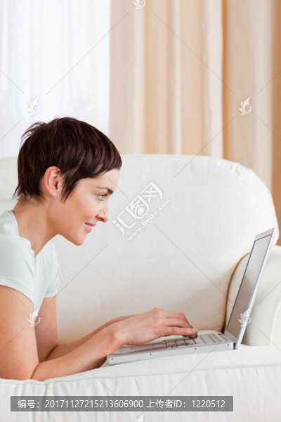 女人