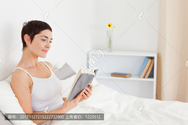 女人