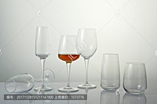 酒杯