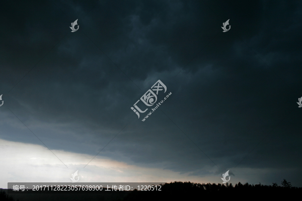 暴風(fēng)雨