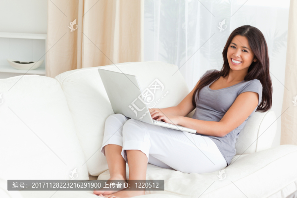 女人