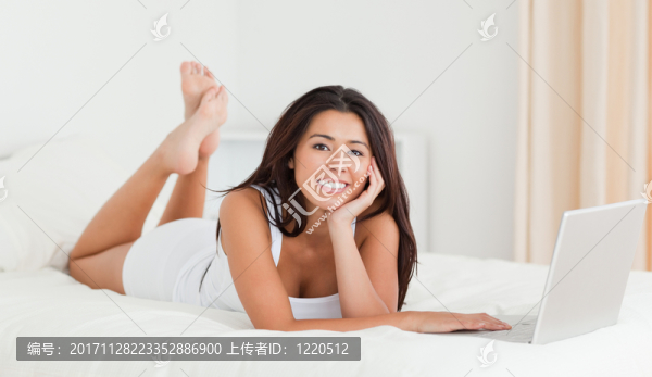 女人