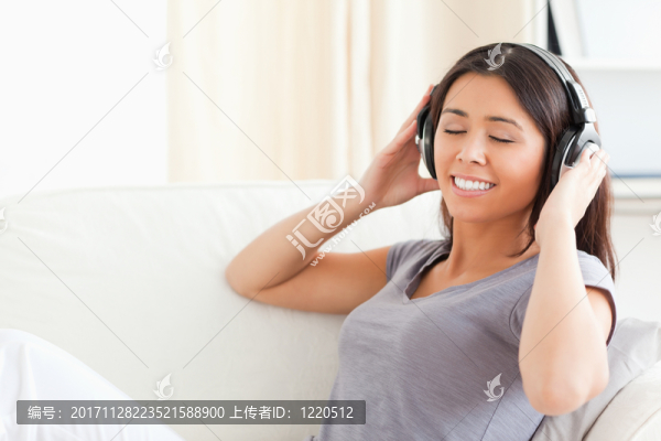 女人