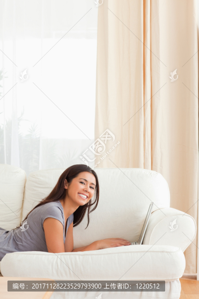女人