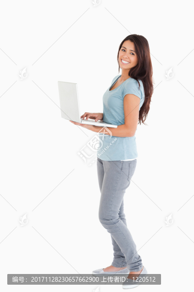 女人