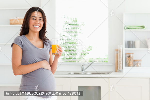 女人
