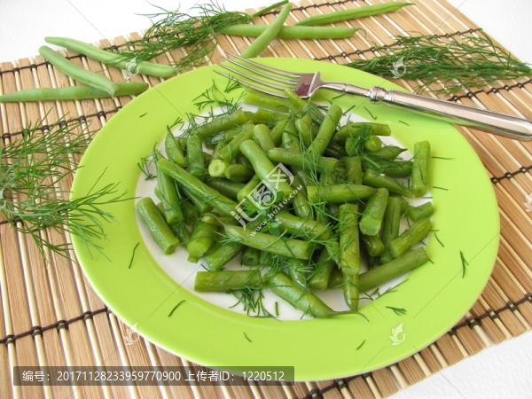豆與蒔蘿和美味