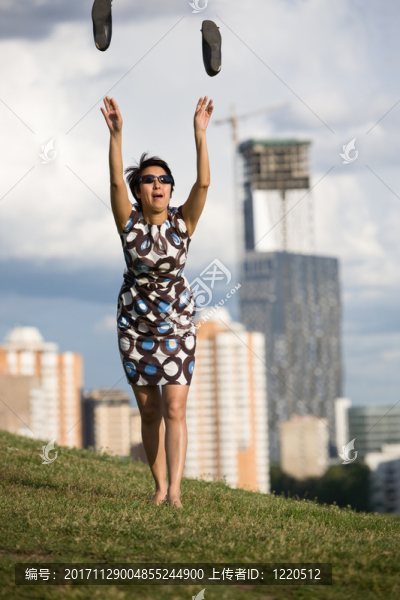 女人