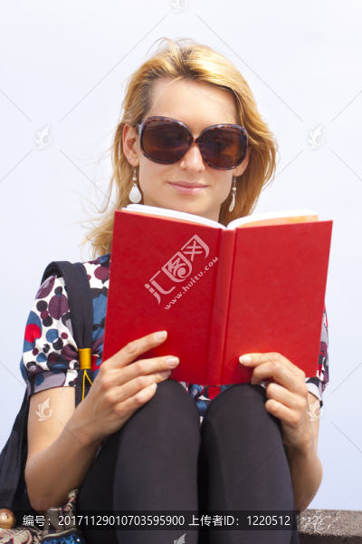 女人