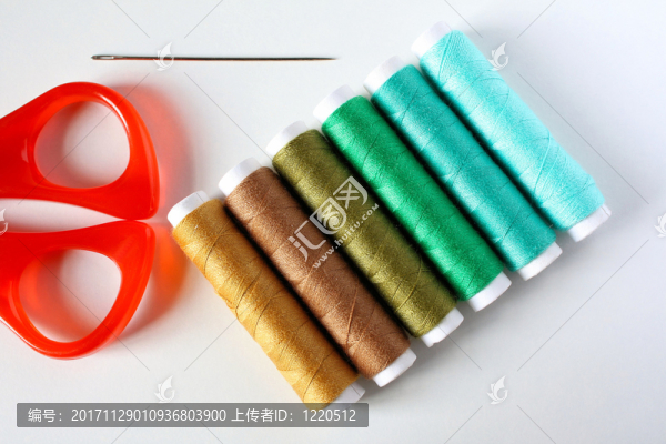 綠色的