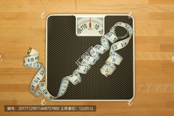 緊密的