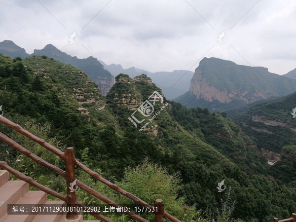 山頂風(fēng)光