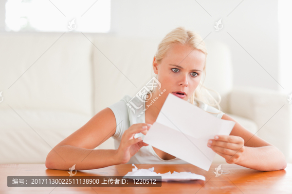 女人