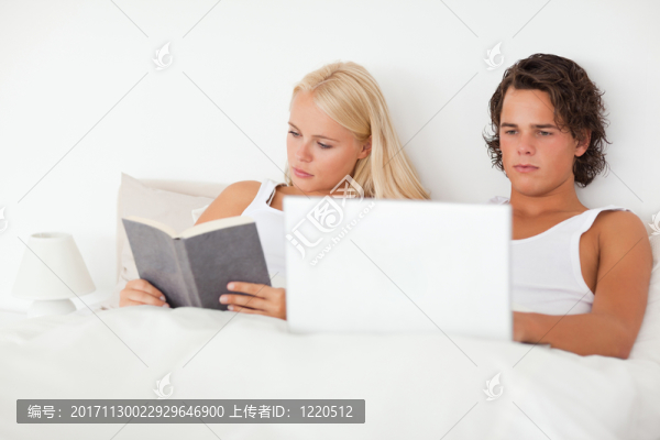 女人