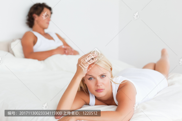 女人