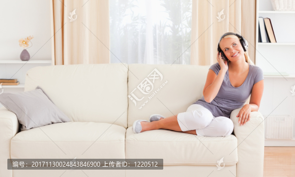 女人