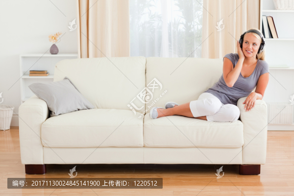 女人
