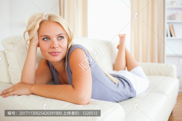 女人
