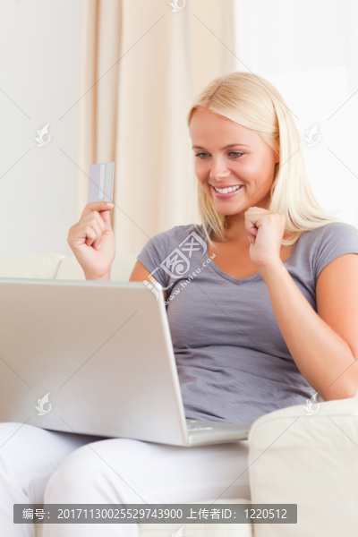 女人