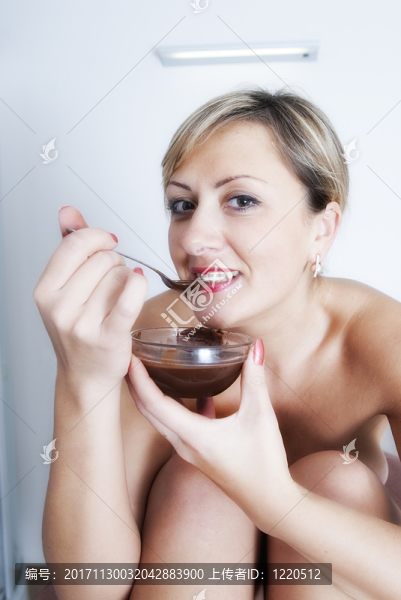 女人