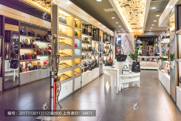 女包店內(nèi)景