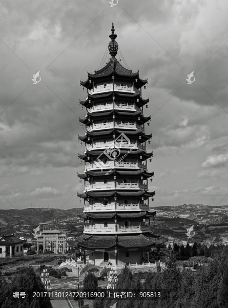 南山塔