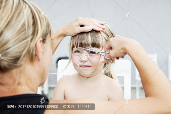女人