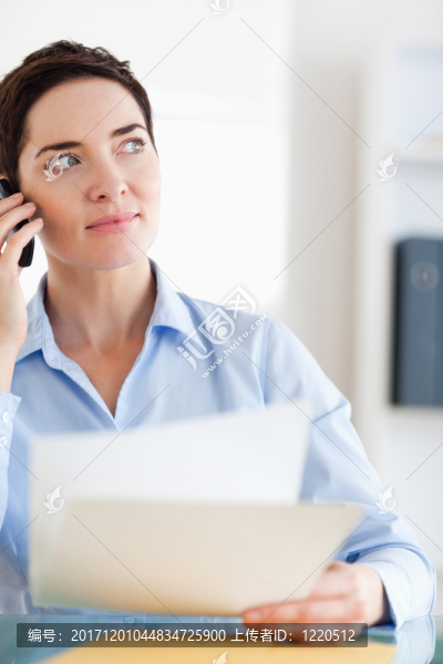 女人