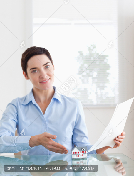 女人