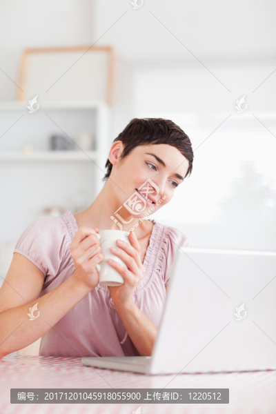 女人