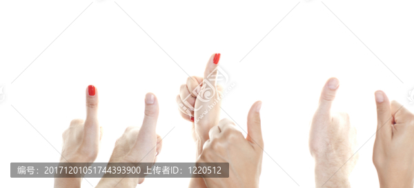 反對(duì)白色背景的許多拇指向上指向