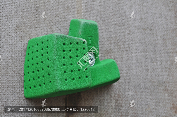 攀登持有