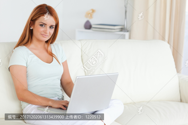 女人