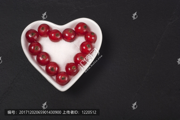 紅醋栗心碗