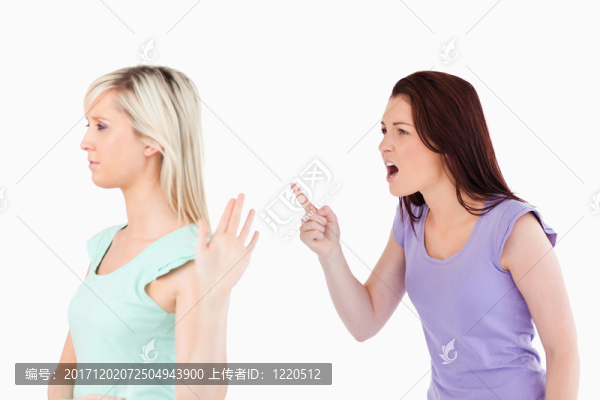 女人