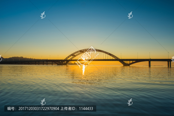 昆明高海高速大橋