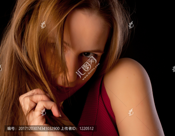 女人
