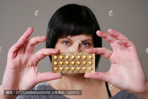 女人