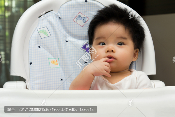 女性的