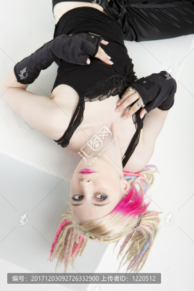女人